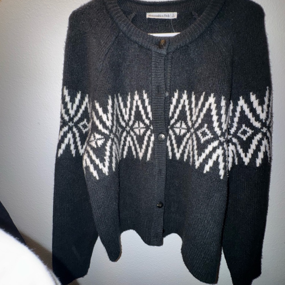 Abercrombie Nordic Button down Cardigan